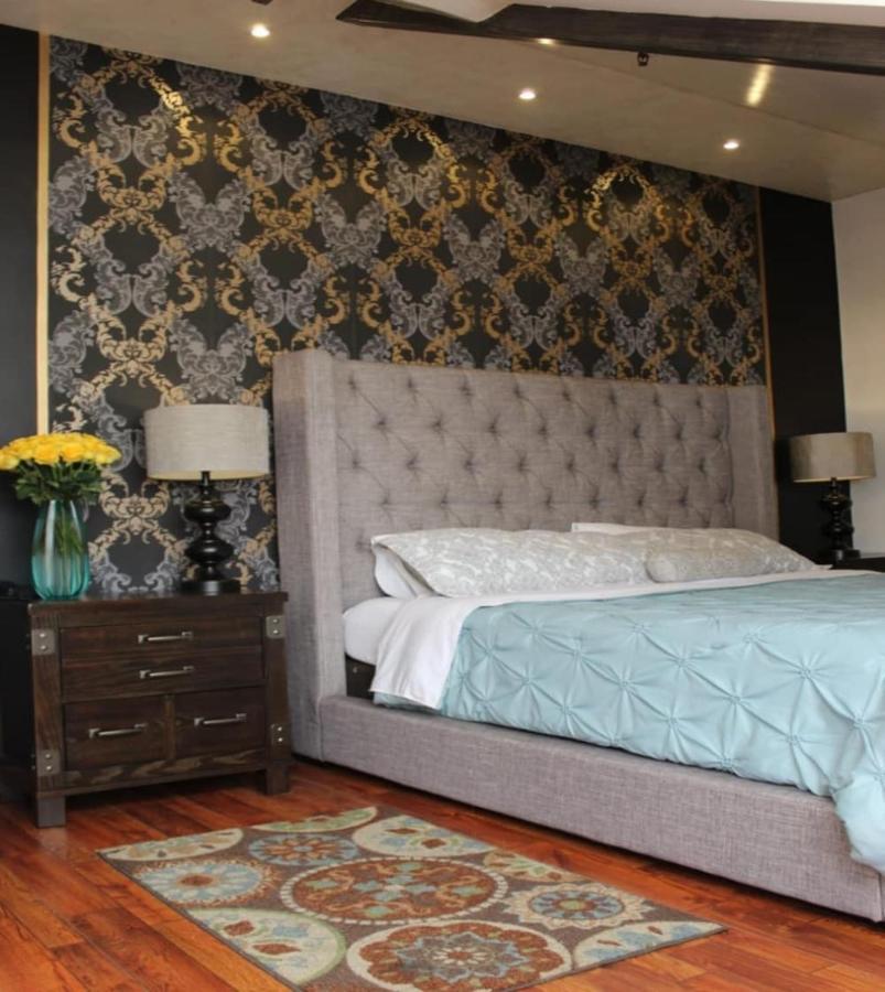Hotel Azul De La Plaza By Chat Noir กูเอ็งกา ภายนอก รูปภาพ