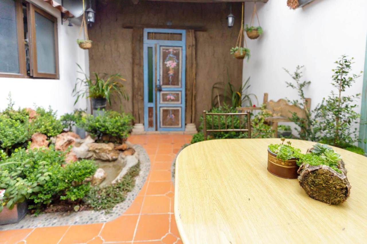 Hotel Azul De La Plaza By Chat Noir กูเอ็งกา ภายนอก รูปภาพ
