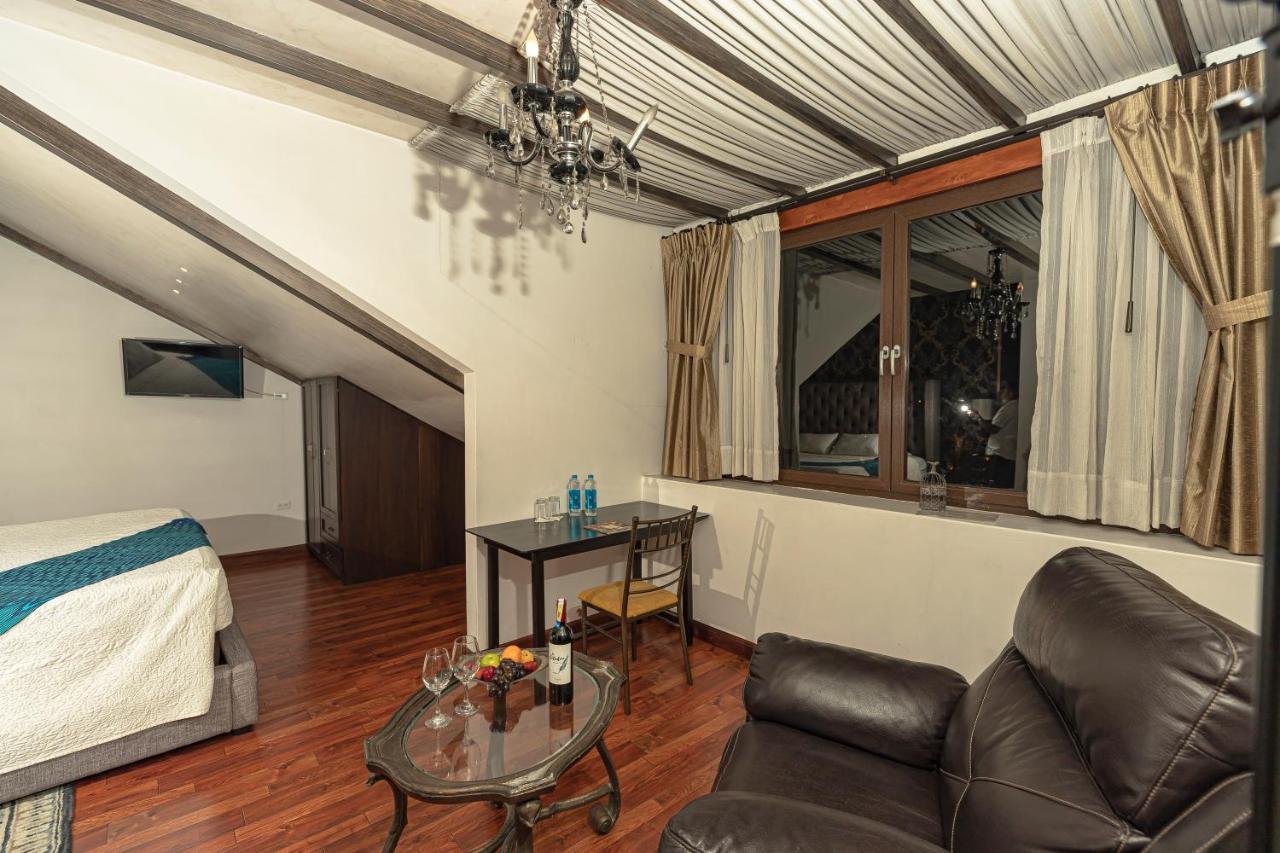 Hotel Azul De La Plaza By Chat Noir กูเอ็งกา ภายนอก รูปภาพ